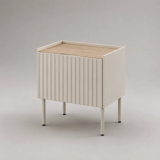 Table de chevet rectangulaire avec rangement fermé en MDF et acier, crème et chêne clair, 45 × 40 × 60 cm